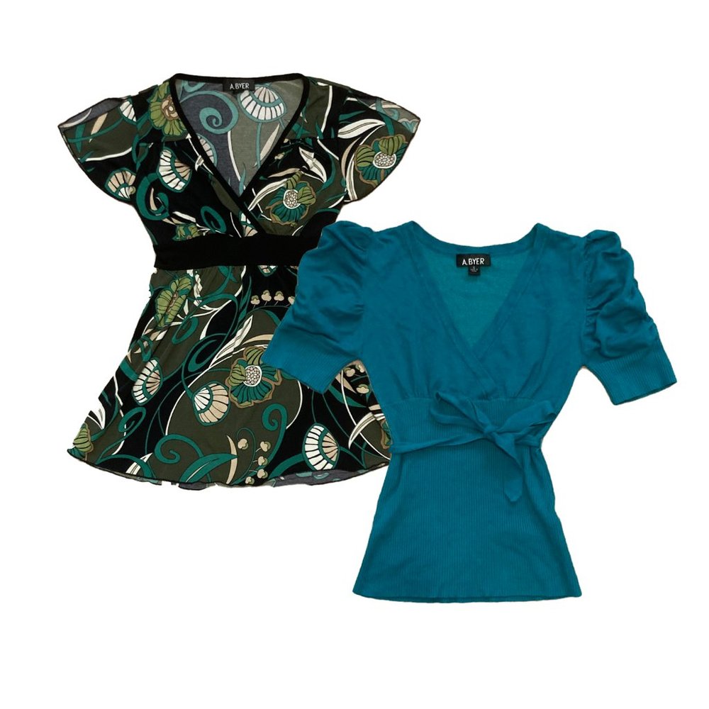 Amy Byer LOT OF 2 Blouses Size S (EUC)